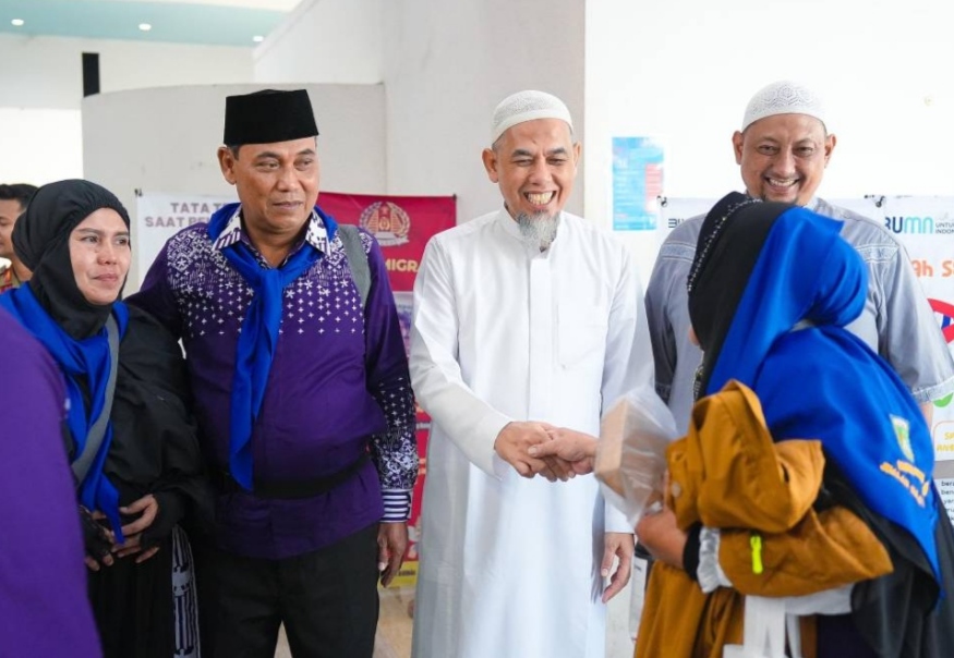 Wako Paisal lepas keberangkatan jemaah haji asal Dumai