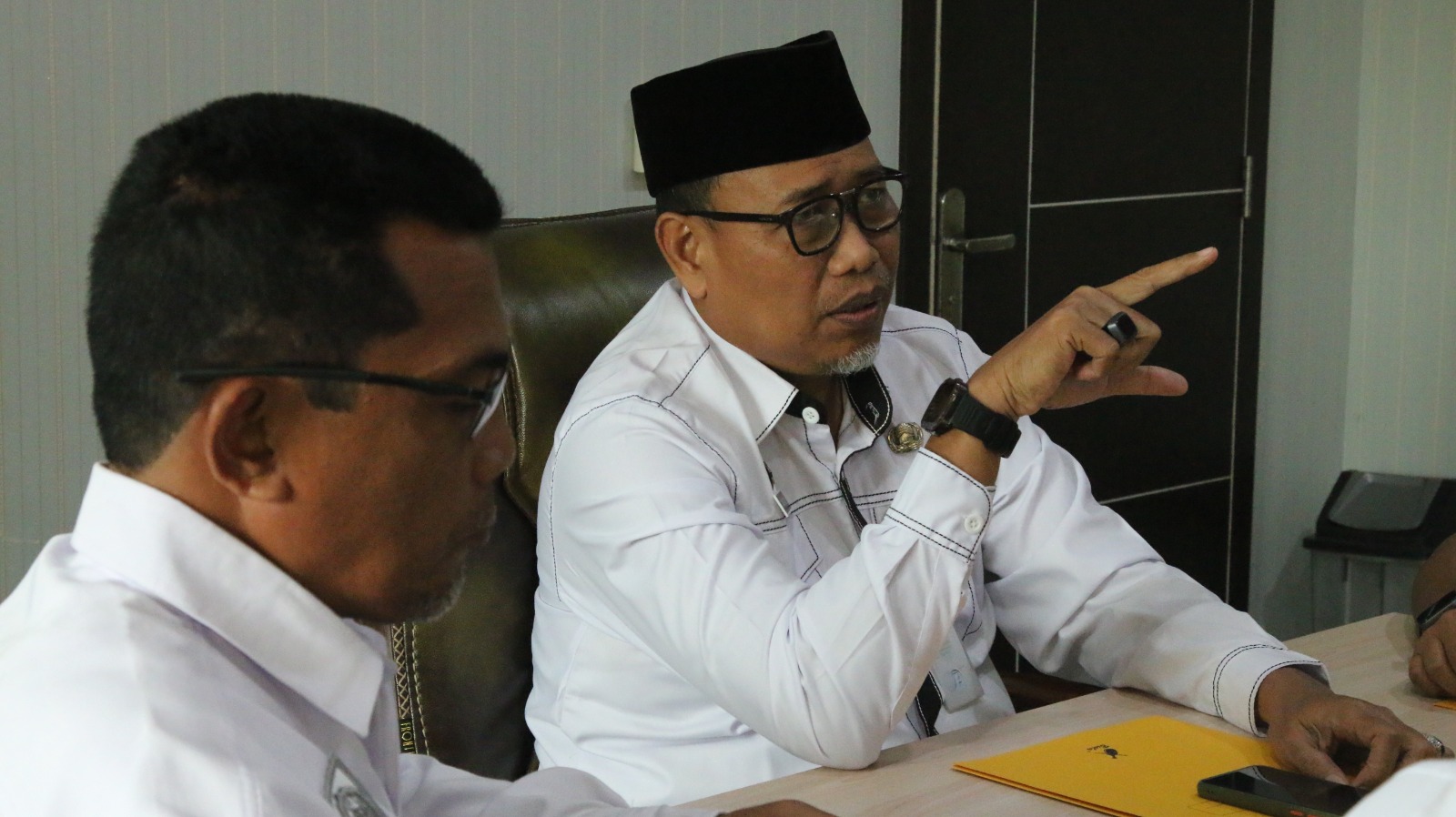Rapat persiapan kunjungan kerja Gubri ke Inhil