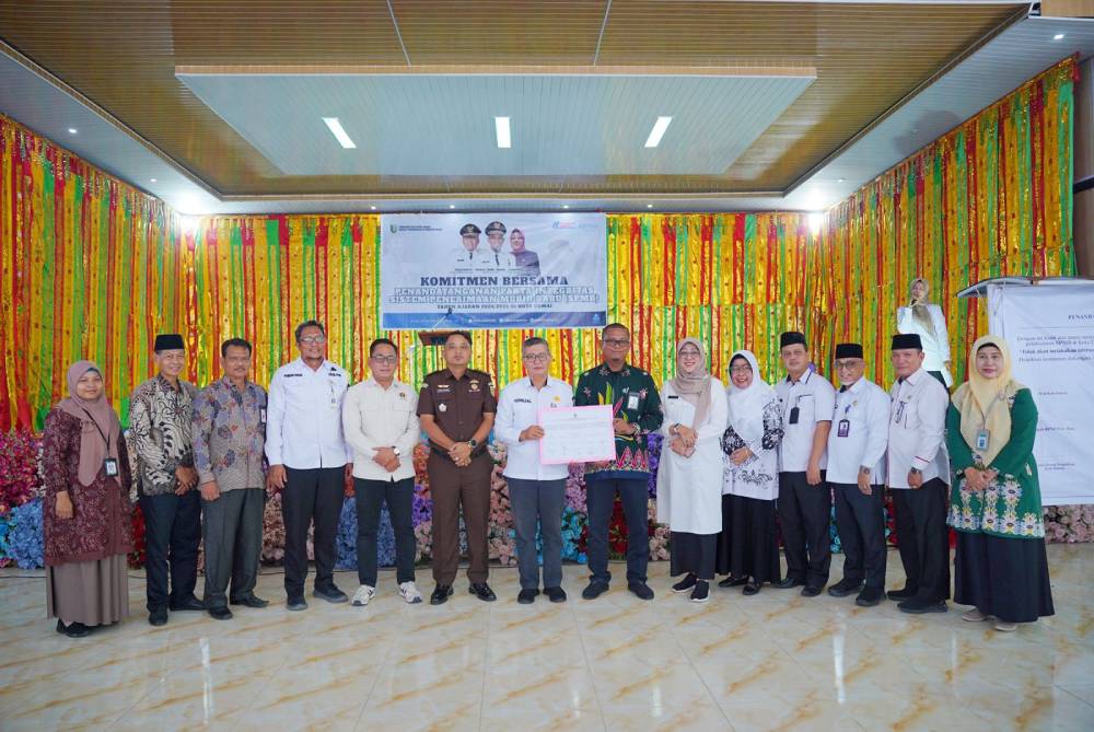 Usai penandatangan pakta integritas penerimaan murid baru di Dumai