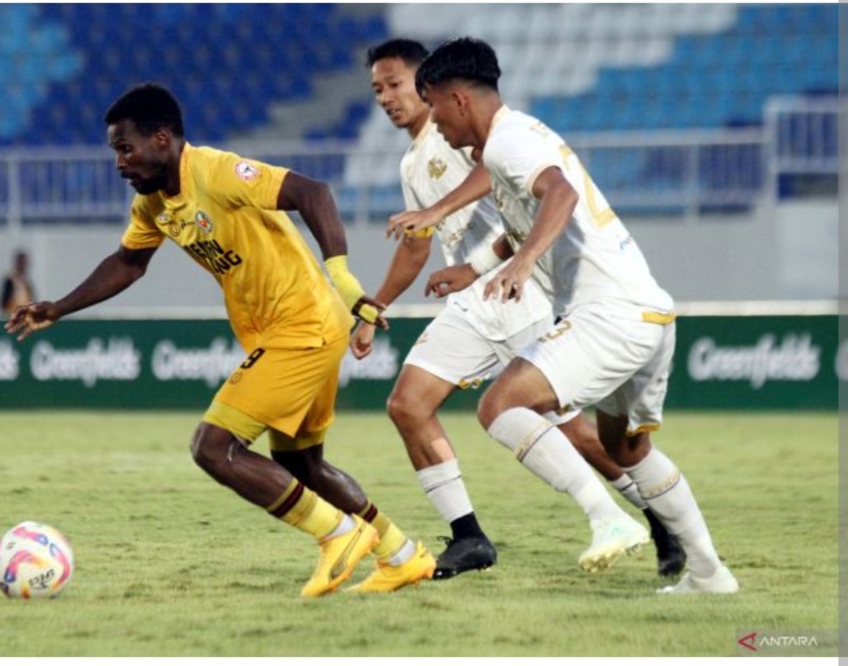 Laga Arema FC vs Semen Padang/Antara