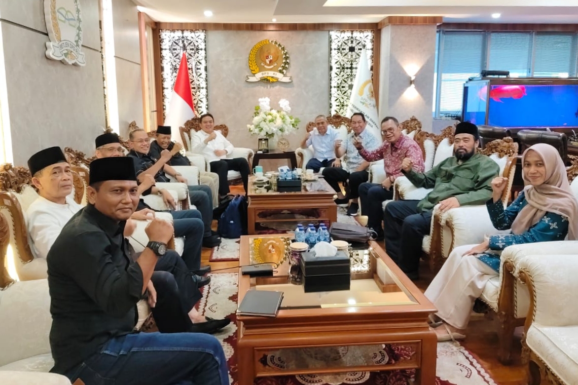 Pembahasan naskah akademik Daerah Istimewa Riau