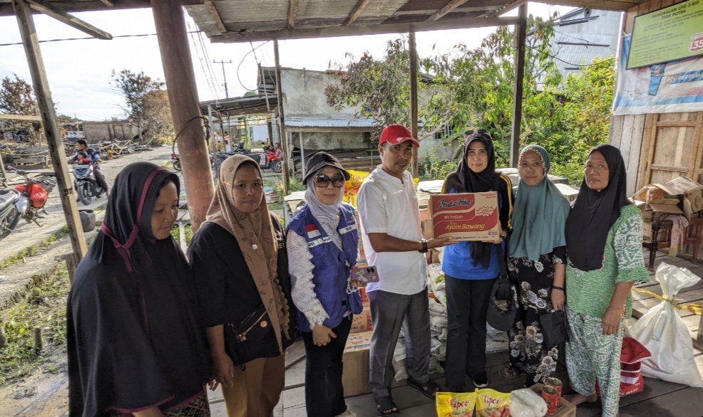 Penyerahan bantuan korban kebakaran di Gaung