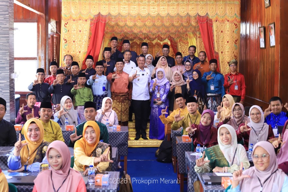 Peserta Bimtek Penulisan Cerita Anak Dwibahasa (Bahasa Melayu dan Bahasa Indonesia)