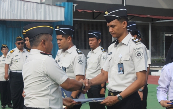 Kalapas Apresiasi Kinerja Pegawai Atas Kenaikan Pangkat