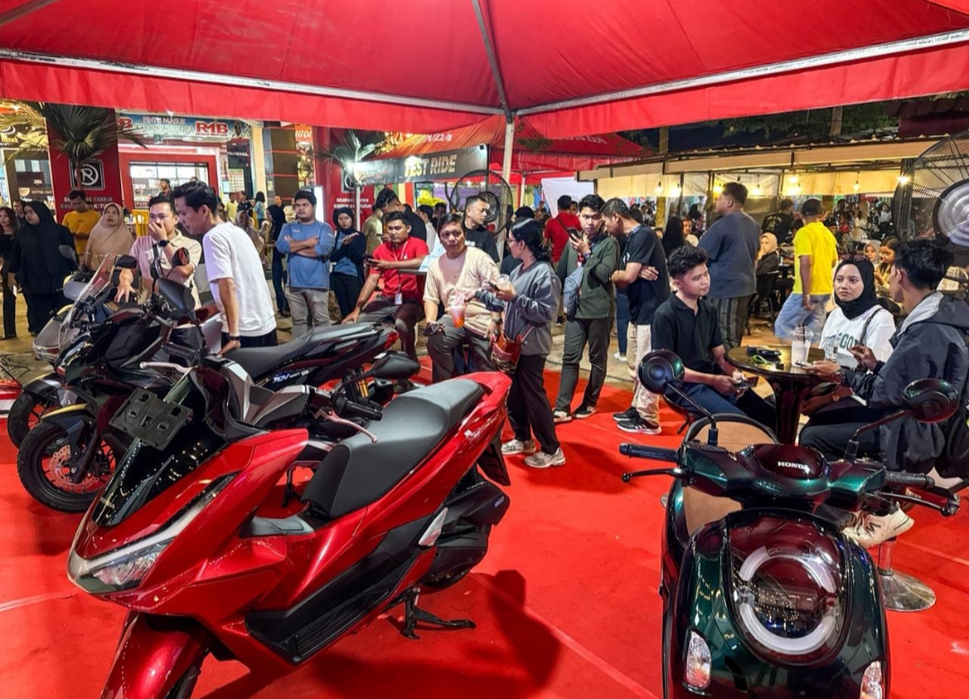 Heat Show-Off Honda Exclusive AT