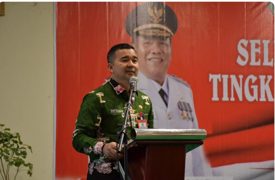 Kepala Kesbangpol Riau, Boby Rachmat