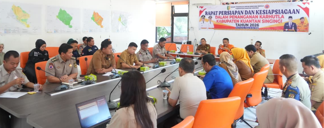 Rapat Persiapan dan Kesiapsiagaan Penanganan Kebakaran Hutan dan Lahan (Karhutla) di Kuansing