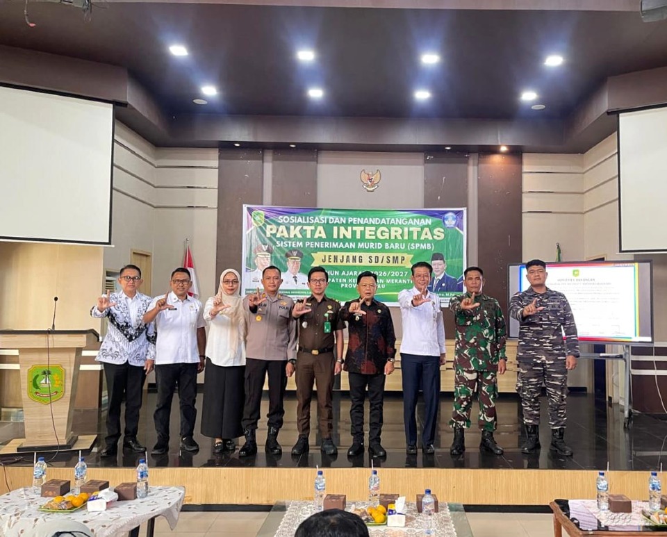 Sosialisasi dan Penandatanganan Pakta Integritas SPMB jenjang SD dan SMP di Meranti