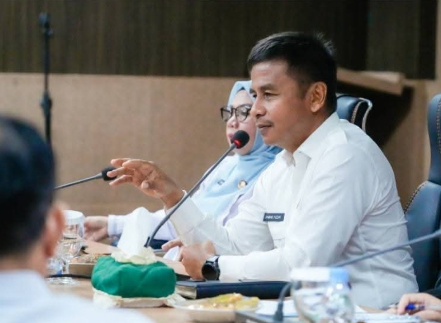 Bupati Kampar, Ahmad Yuzar
