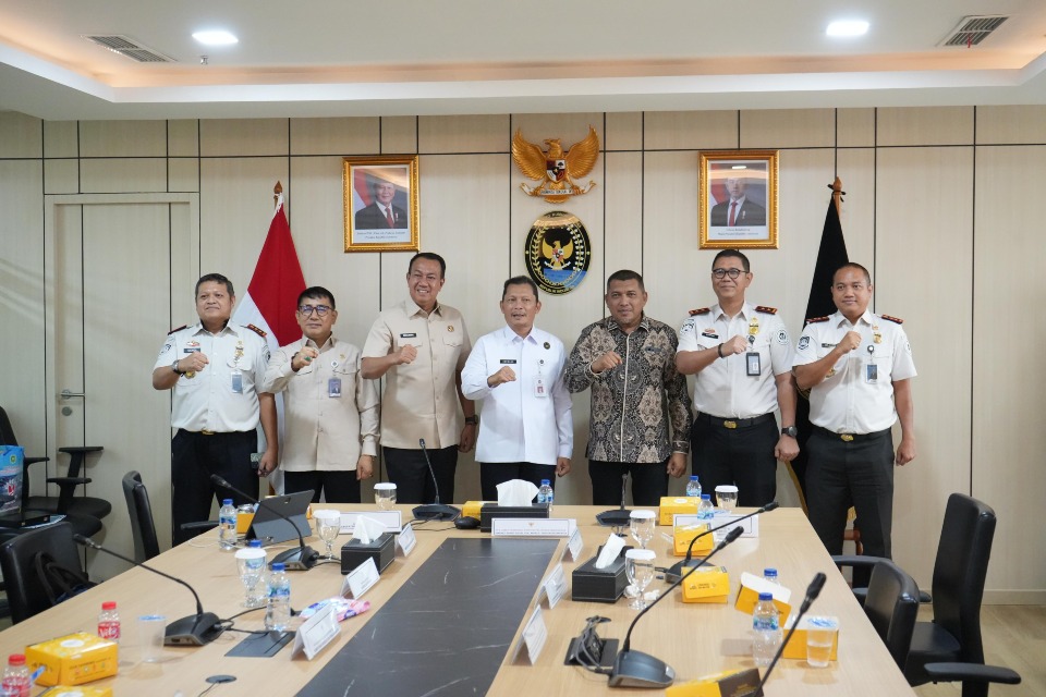 Rapat tindak lanjut penyusunan skema SBT yang diikuti Wabup Meranti, Muazamil Baharuddin
