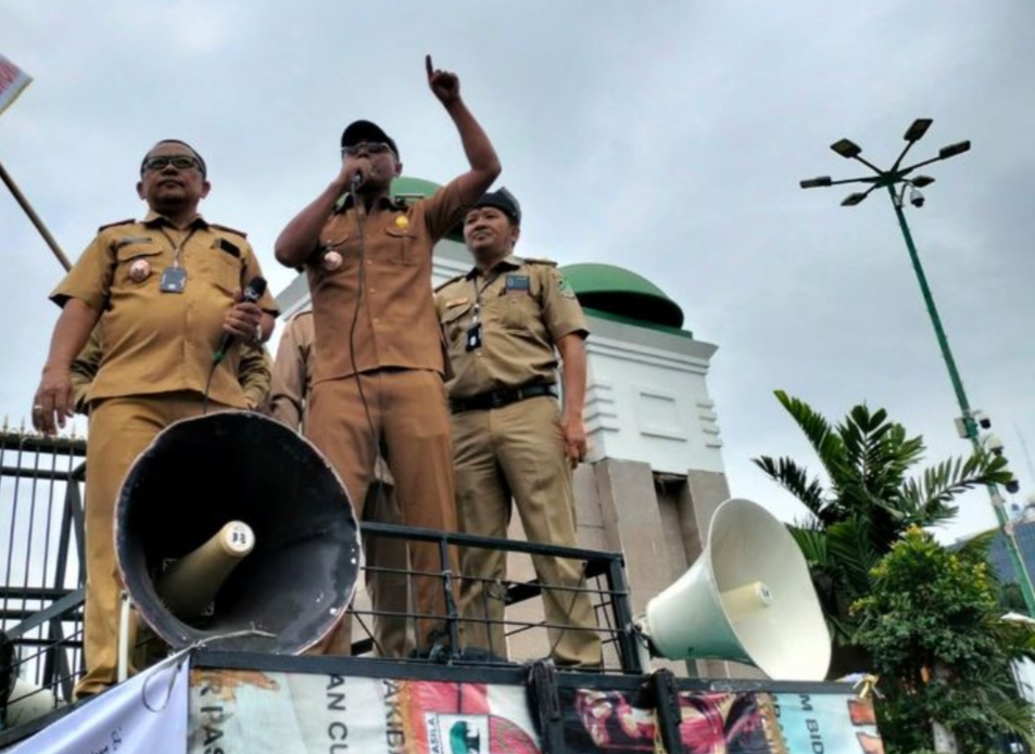 Aksi massa kades beberapa waktu lalu
