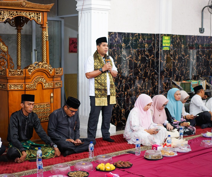Camat Tenayan Raya Abdul Rahman saat pembukaan ke-XXI tingkat Kelurahan Tangkerang Timur, Kecamatan Tenayan Raya di Masjid Nurul Jamal, Rabu (16/9/2026). Foto: Istimewa.