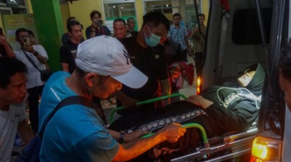 Perawatan korban keracunan menu MBG