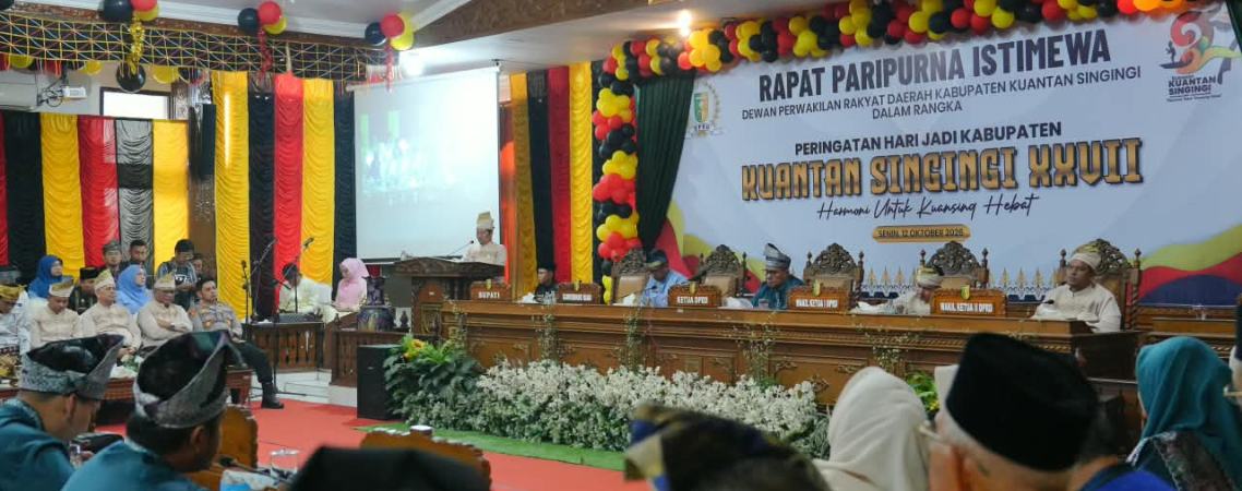 Paripurna Istimewa HUT ke-27 Kuansing