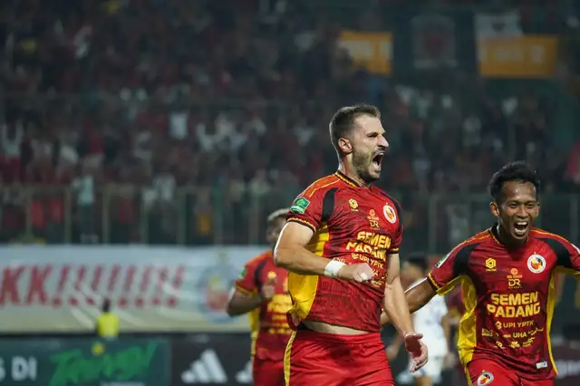 Saat laga  Semen Padang FC melawan PSIS Semarang
