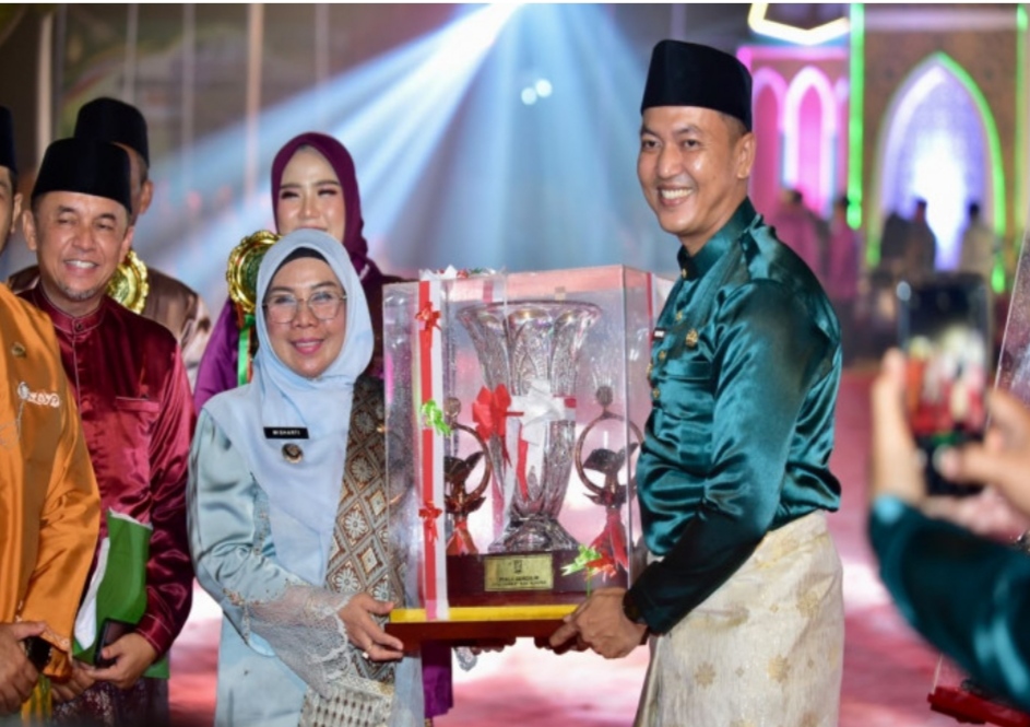 Pengerahan hadiah MTQ Kabupaten Kampar