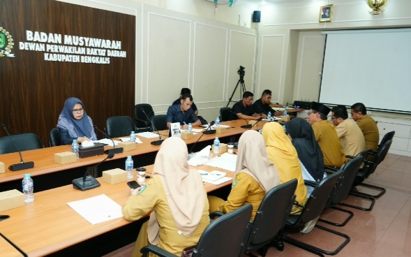 Bahas Efektivitas TJSLP Bersama OPD Terkait, Berikut Ketegasan Bapemperda DPRD